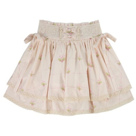 🌸 Floral Layered Skirt 🌸 - Picture 2 of 7